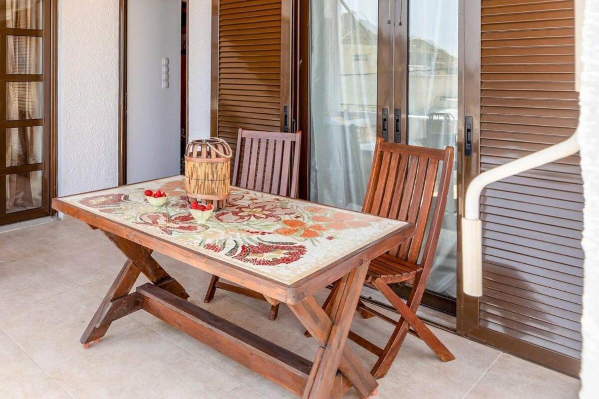 Agia Pelagia Blue Apt With Seaview 50M From Sea Exterior foto